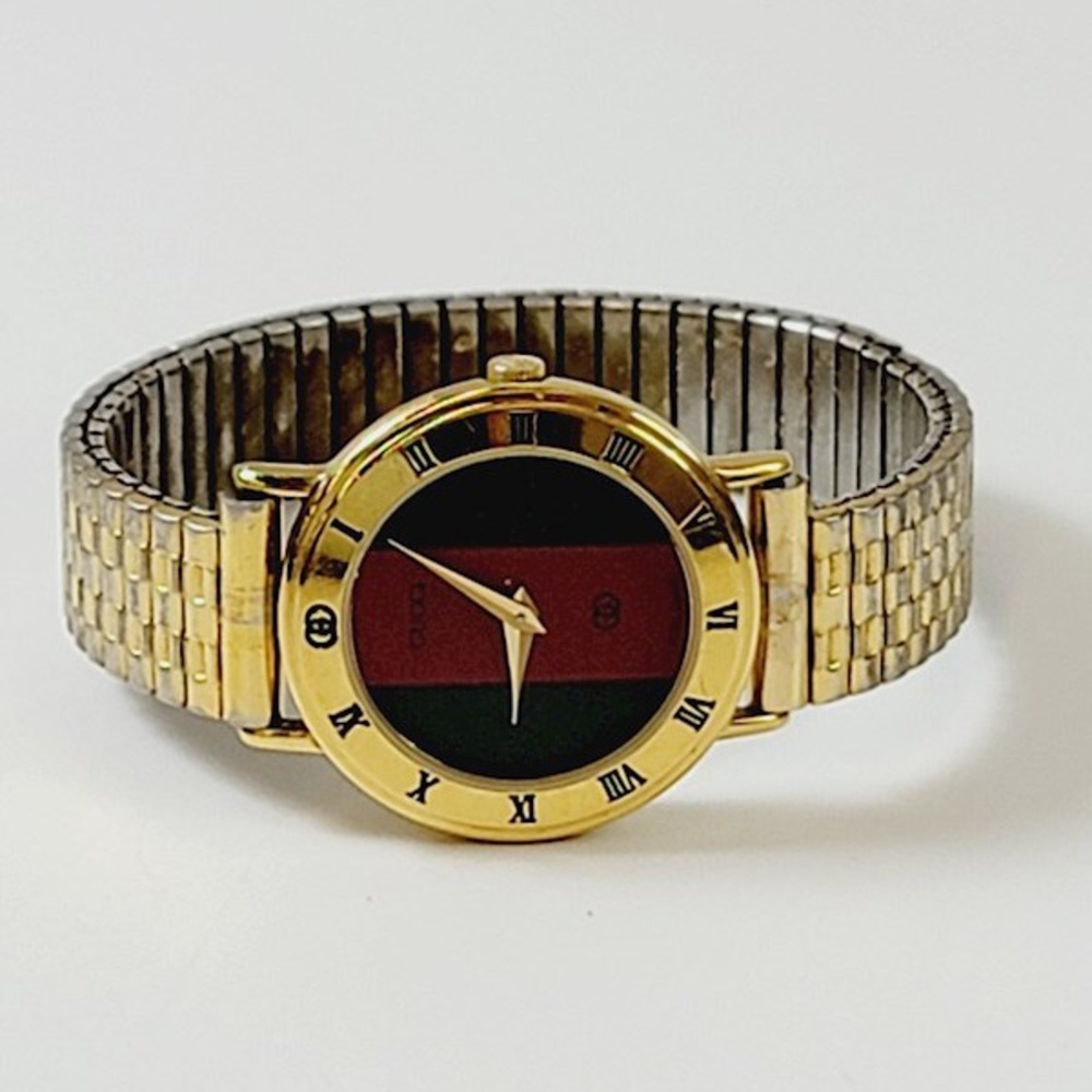 Authentic Gucci Stretch Band Watch Gold